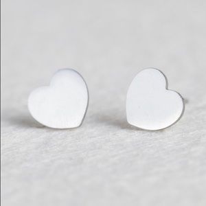 New stainless steel minimalist heart earrings